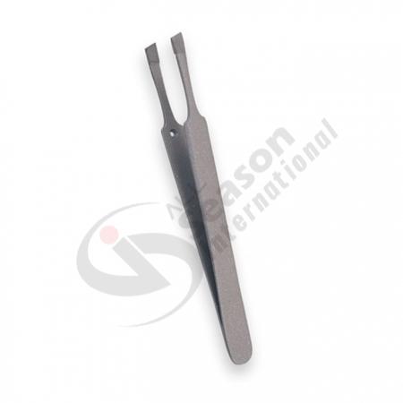 Eye brow tweezers