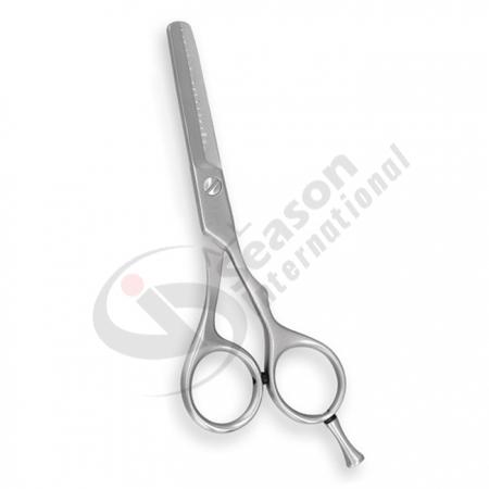 Thinning and blending scissors