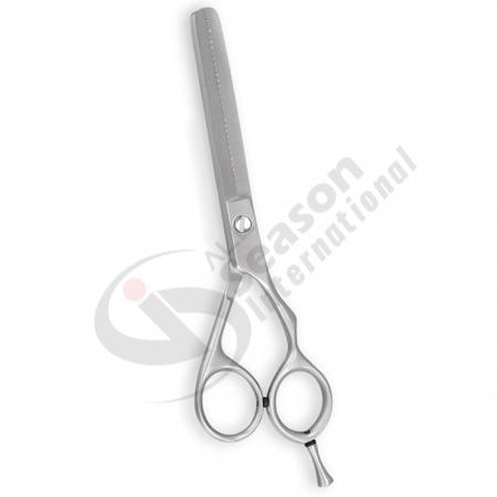 Thinning and blending scissors